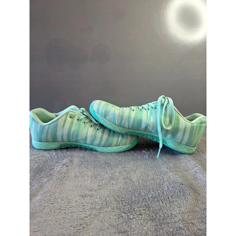 NOBULL Trainer Mint Green White Striped SuperFabric Men Size 10 Training Shoes‎